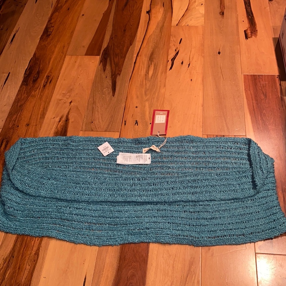 NWT ~ HOLLISTER KNIT INFINITY SCARF